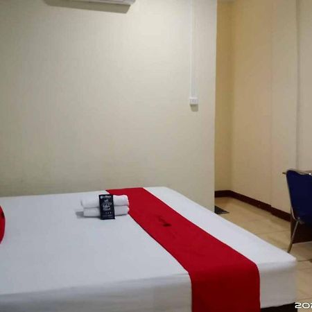 Reddoorz At Jalan Japaris Medan Hotell Exteriör bild