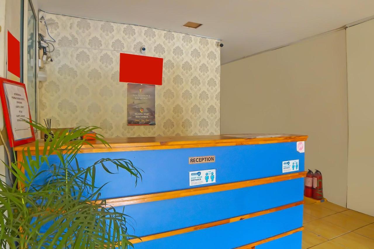 Reddoorz At Jalan Japaris Medan Hotell Exteriör bild