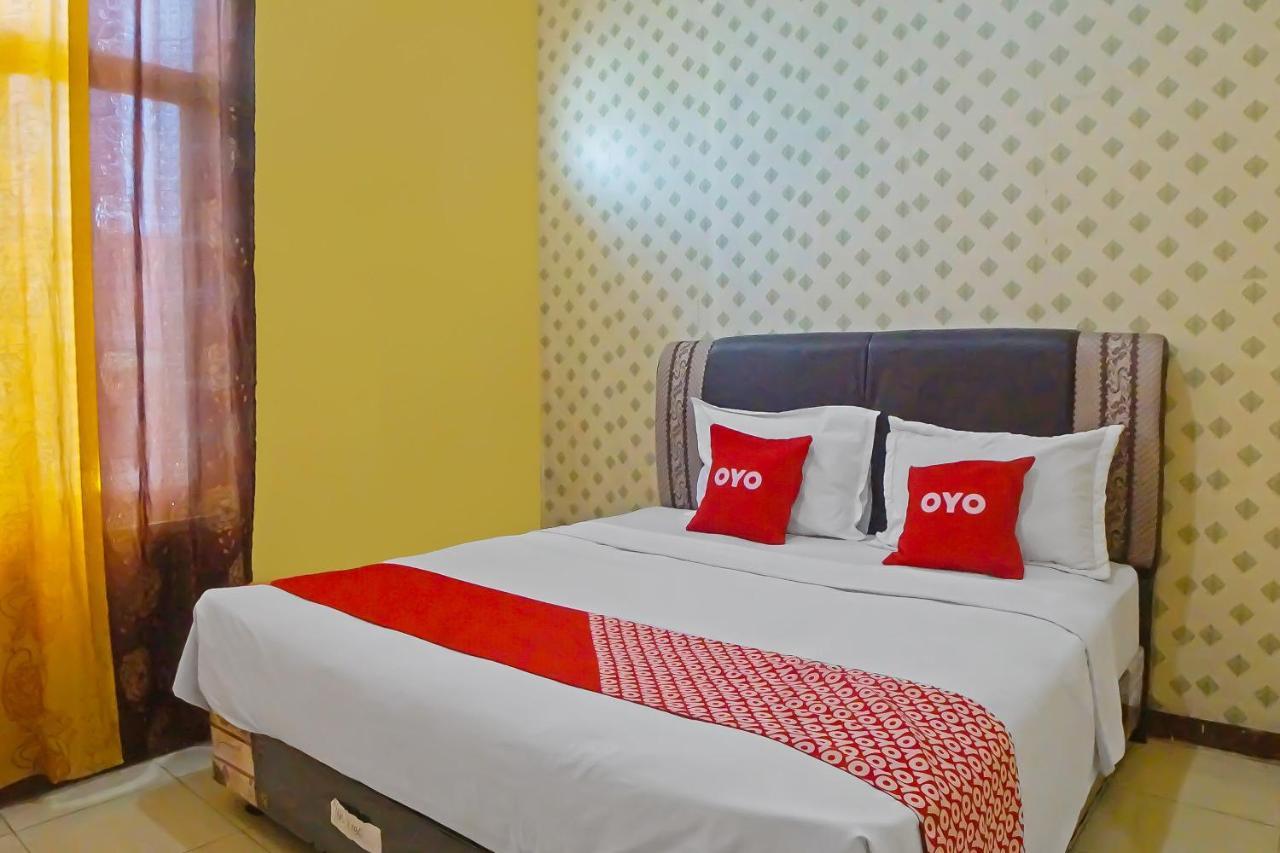 Reddoorz At Jalan Japaris Medan Hotell Exteriör bild