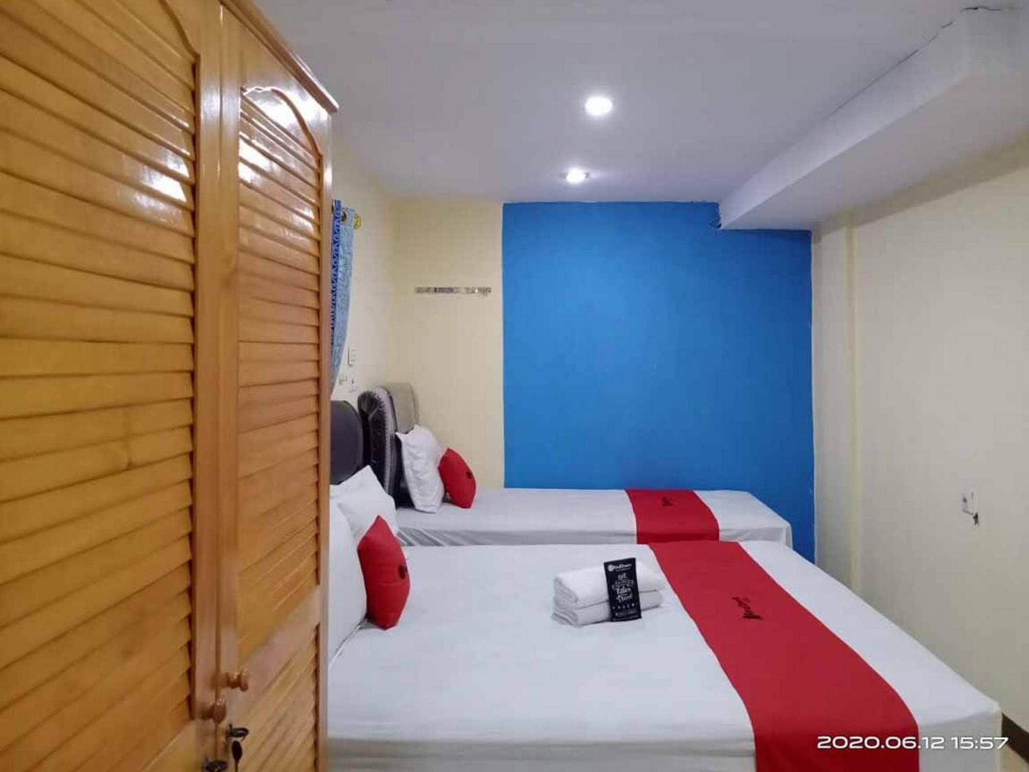 Reddoorz At Jalan Japaris Medan Hotell Exteriör bild